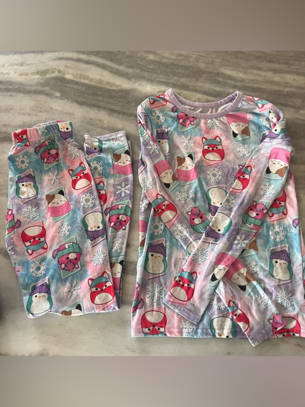 Girls ClimateRight by Cuddl Duds Squishmellow thermal set